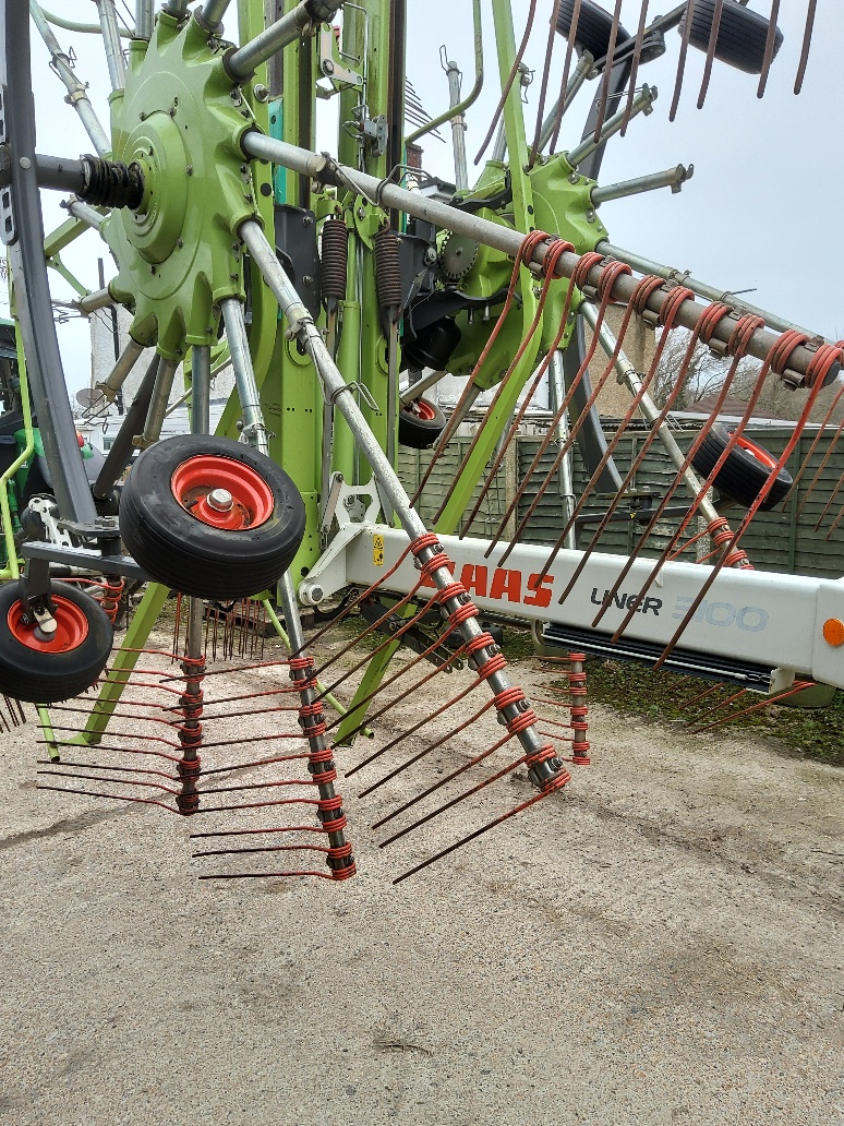 /photos/172572408320200307_Claas Liner 3100 Rake.jpg